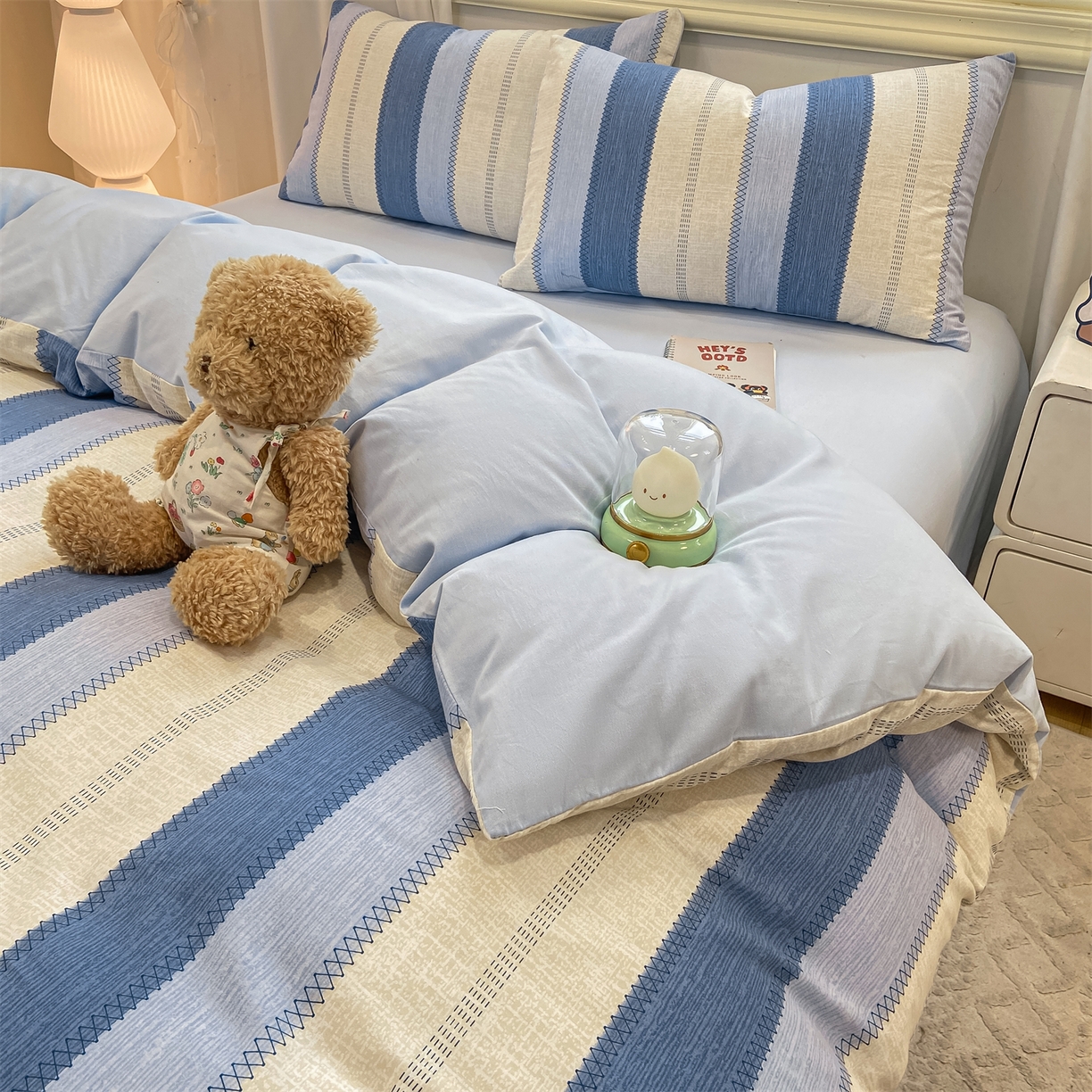 91家纺网 家纺一手货源 找家纺 灰鲸 2025新款A类全棉磨毛四件套 格律-蓝