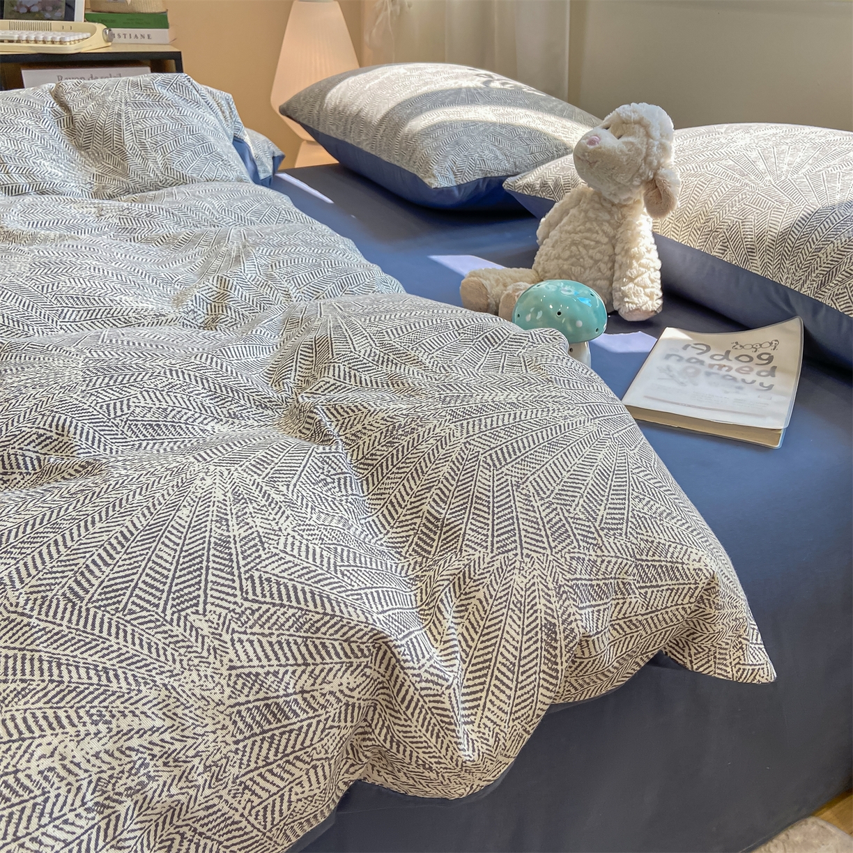 91家纺网 家纺一手货源 找家纺 灰鲸 2025新款A类全棉磨毛四件套 南昭-蓝