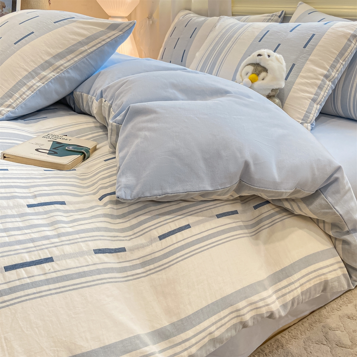 91家纺网 家纺一手货源 找家纺 灰鲸 2025新款A类全棉磨毛四件套 速律-蓝