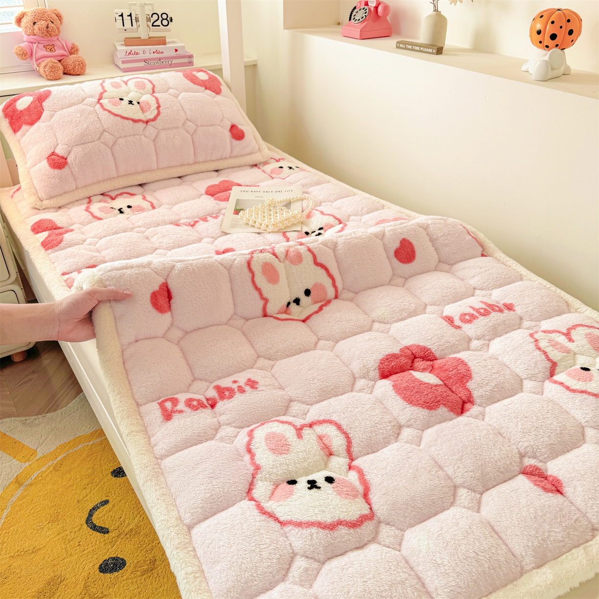 雯豆家纺 2025新款泰迪绒学生宿舍床褥床垫床护垫 泰迪绒床褥-浪漫兔