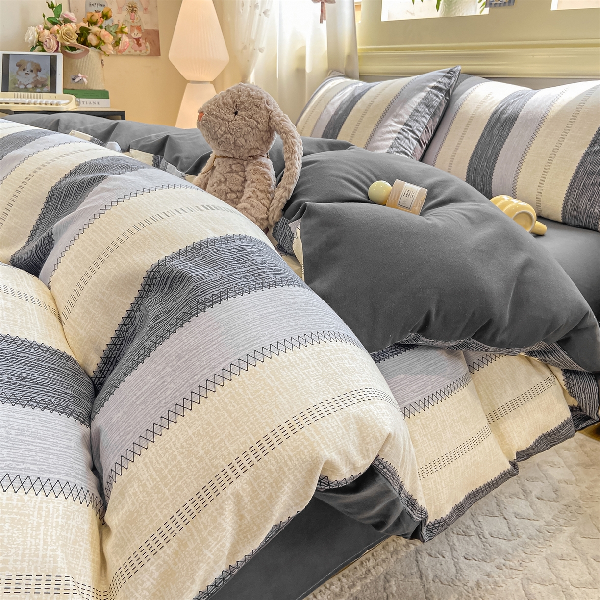 91家纺网 家纺一手货源 找家纺 灰鲸 2025新款A类全棉磨毛四件套 格律-灰