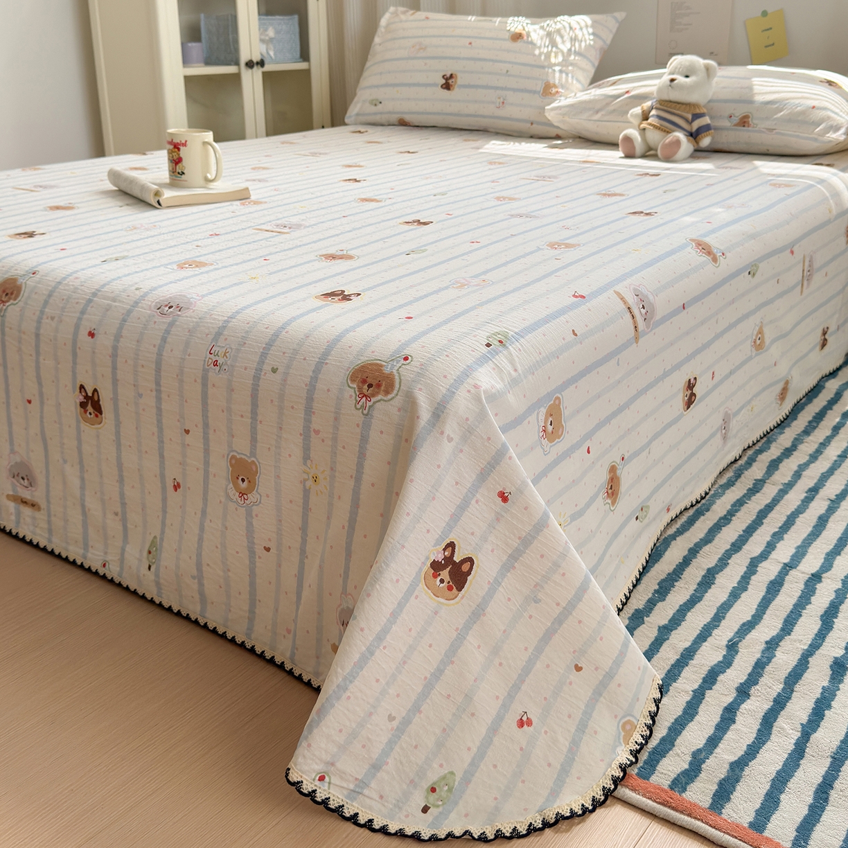 91家纺网 家纺一手货源 找家纺 沐芷 2025 秋冬加厚床单高克重双层纱黑色小花边被单床单三件套 条纹乐园