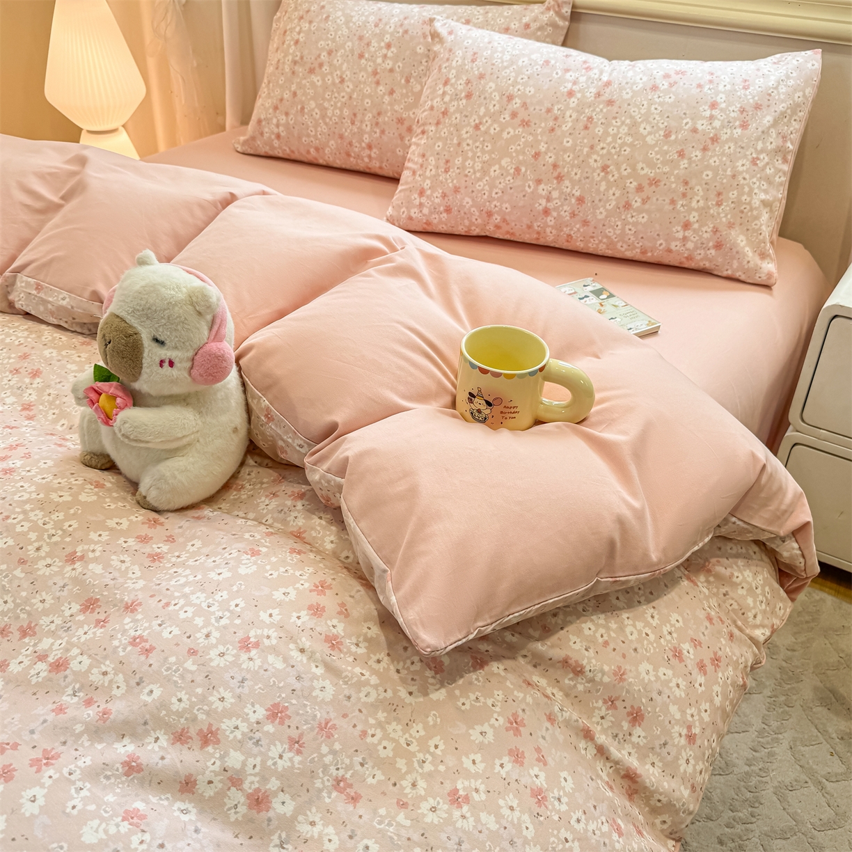 91家纺网 家纺一手货源 找家纺 灰鲸 2025新款A类全棉磨毛四件套 零落-粉