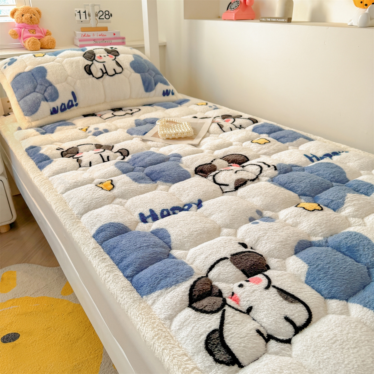 91家纺网 家纺一手货源 找家纺 雯豆家纺 2025新款泰迪绒学生宿舍床褥床垫床护垫 泰迪绒床褥-顽皮狗-兰