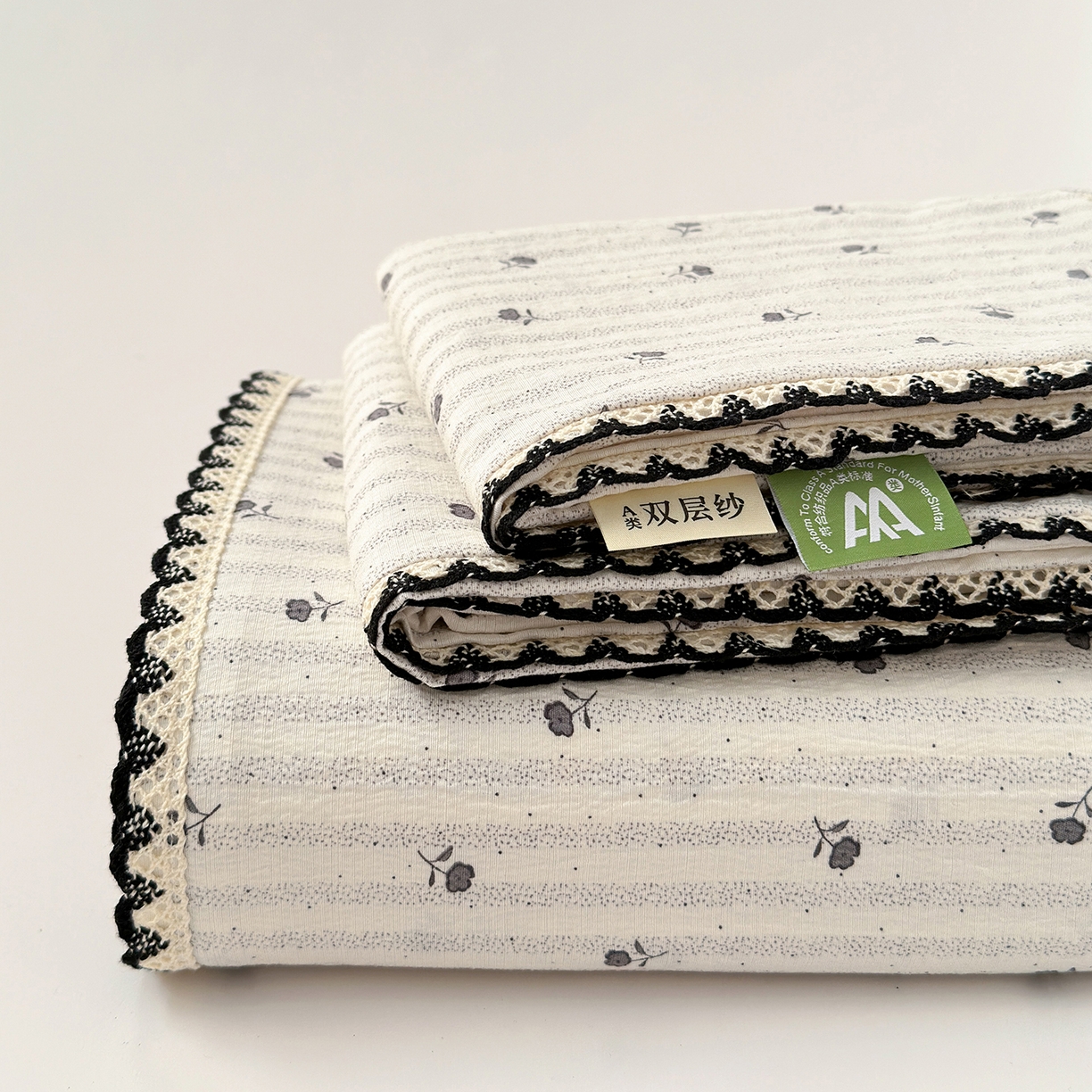 91家纺网 家纺一手货源 找家纺 沐芷 2025 秋冬加厚床单高克重双层纱黑色小花边被单床单三件套 织梦