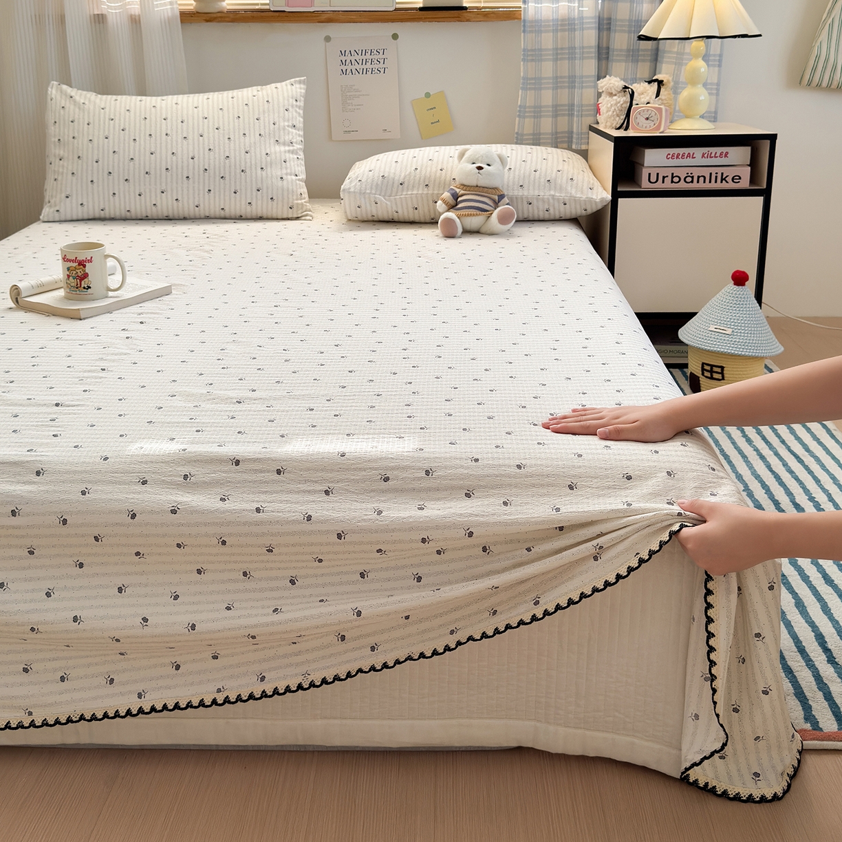 91家纺网 家纺一手货源 找家纺 沐芷 2025 秋冬加厚床单高克重双层纱黑色小花边被单床单三件套 织梦