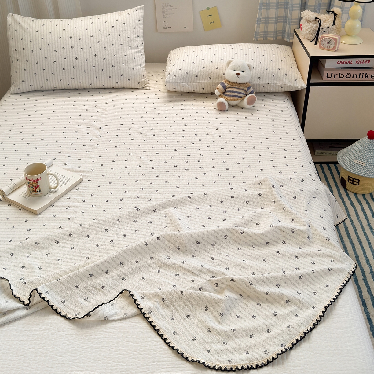 91家纺网 家纺一手货源 找家纺 沐芷 2025 秋冬加厚床单高克重双层纱黑色小花边被单床单三件套 织梦