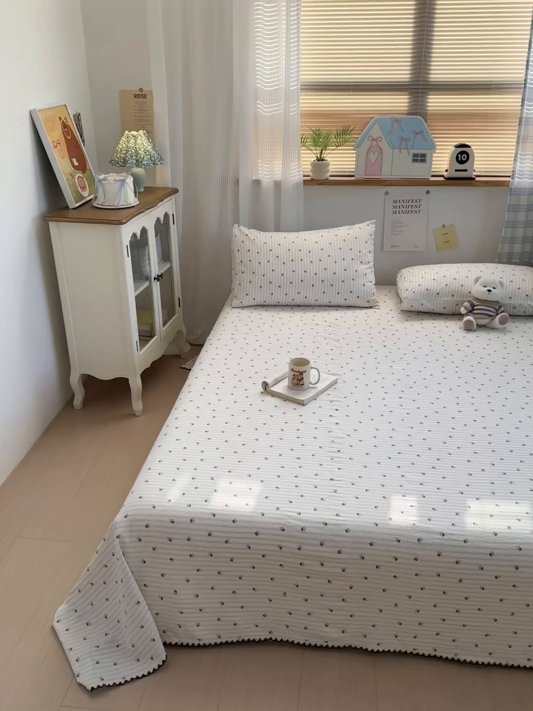 91家纺网 家纺一手货源 找家纺 沐芷 2025 秋冬加厚床单高克重双层纱黑色小花边被单床单三件套 织梦