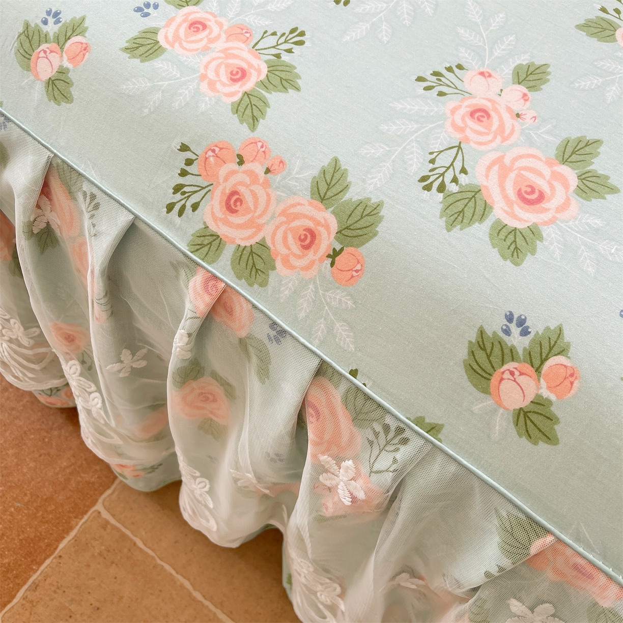 91家纺网 家纺一手货源 找家纺 宜凡家纺 2025新款全棉韩版床裙四件套 雾悦山漫