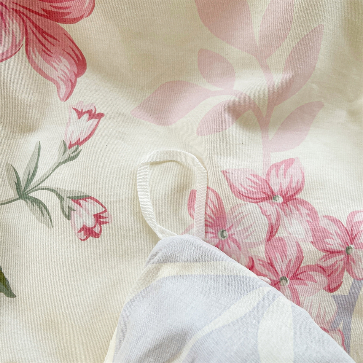 91家纺网 家纺一手货源 找家纺 宜凡家纺 2025新款全棉韩版床裙四件套 飞花似梦