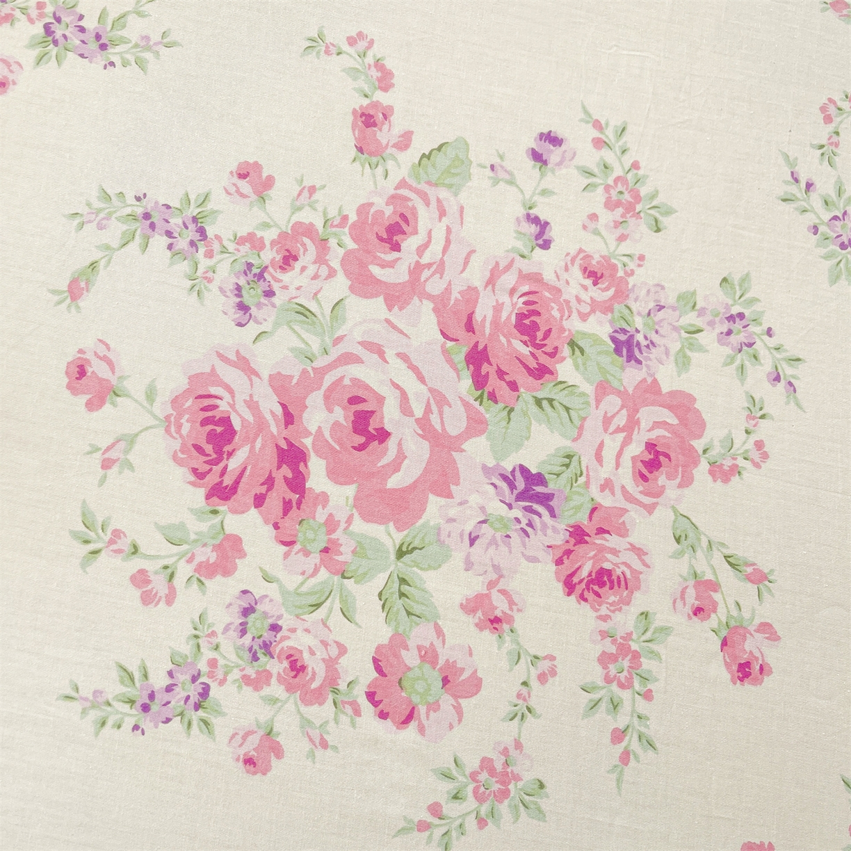 91家纺网 家纺一手货源 找家纺 宜凡家纺 2025新款全棉韩版床裙四件套 粉色物语