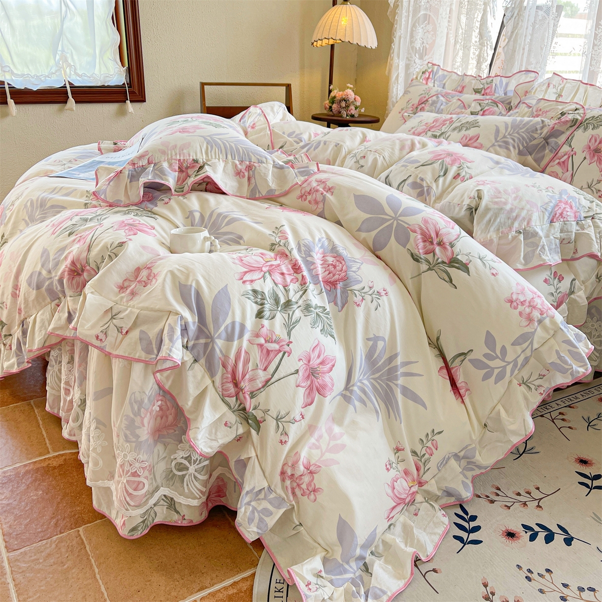 91家纺网 家纺一手货源 找家纺 宜凡家纺 2025新款全棉韩版床裙四件套 飞花似梦