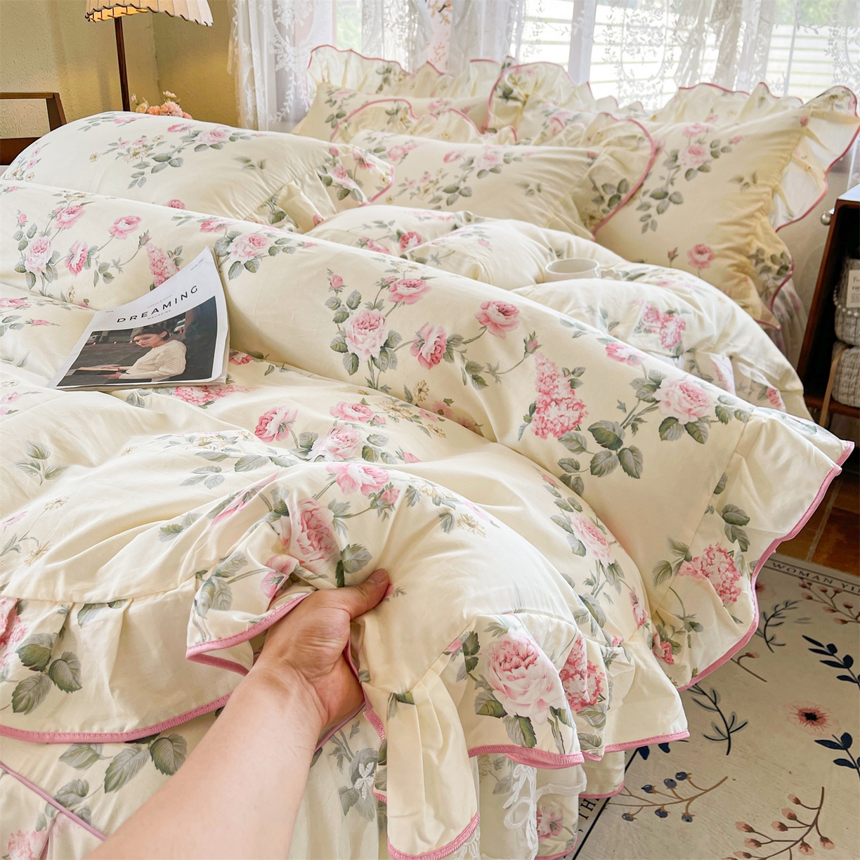 91家纺网 家纺一手货源 找家纺 宜凡家纺 2025新款全棉韩版床裙四件套 花意满园