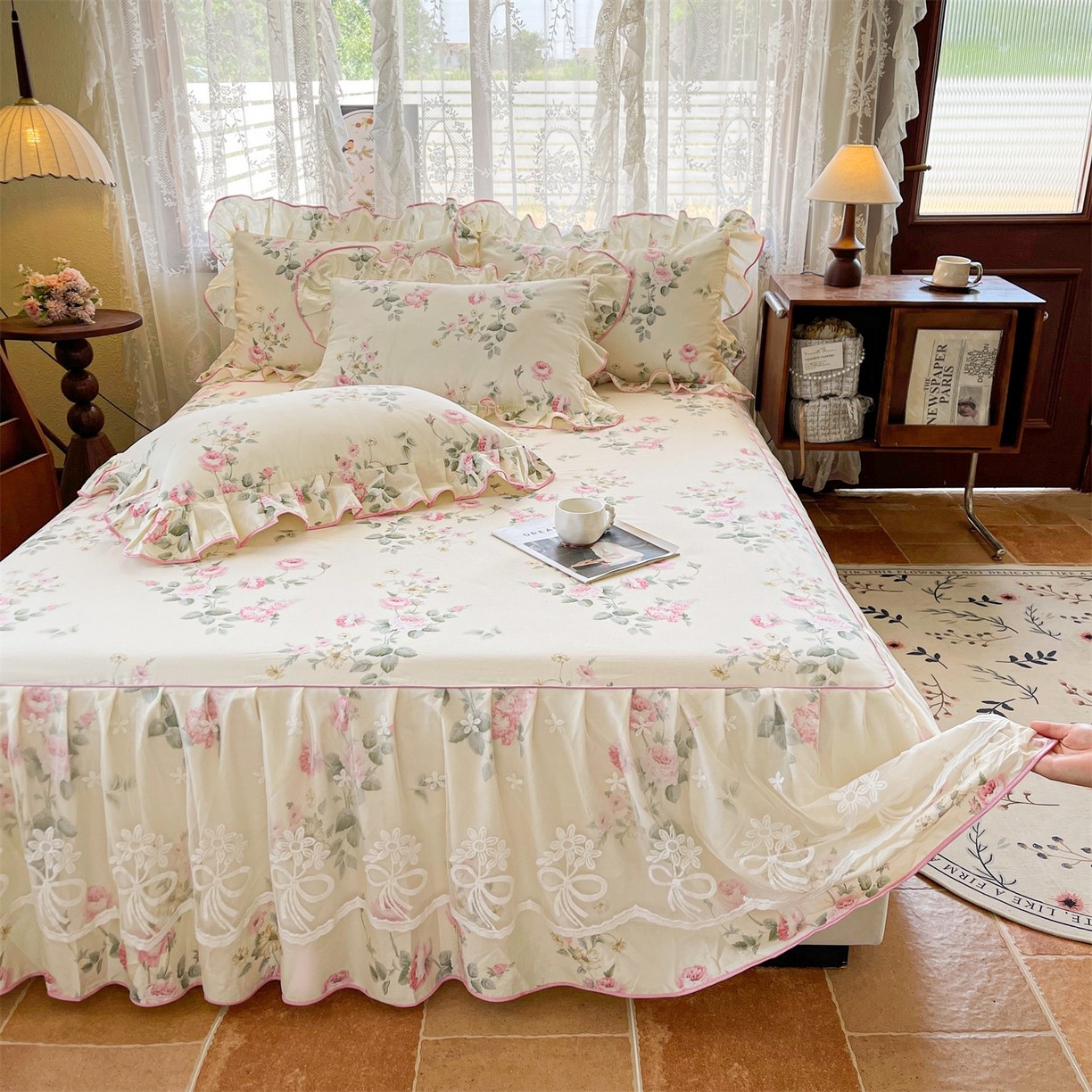 91家纺网 家纺一手货源 找家纺 宜凡家纺 2025新款全棉韩版床裙四件套 花意满园