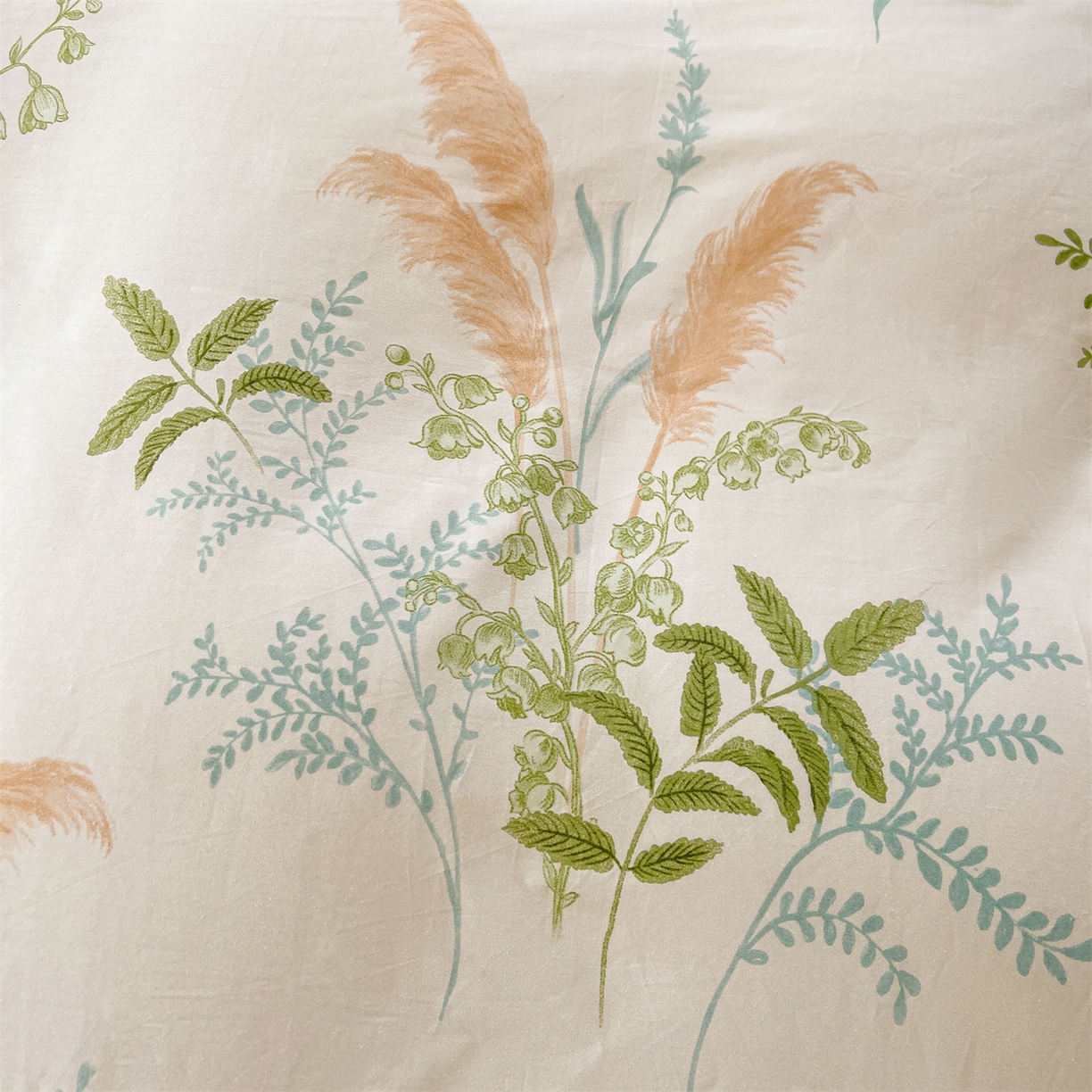 91家纺网 家纺一手货源 找家纺 宜凡家纺 2025新款全棉韩版床裙四件套 秋日恋歌