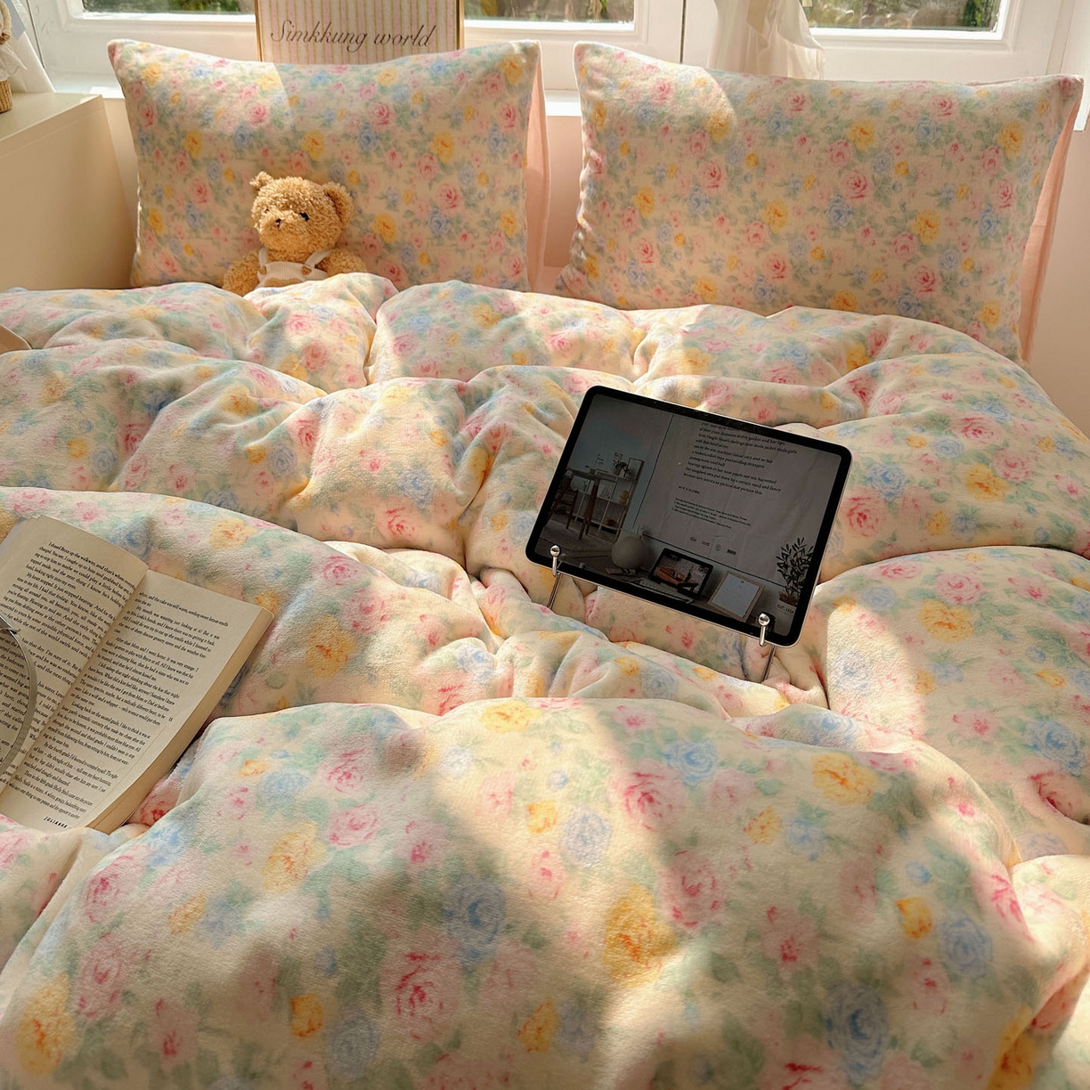 91家纺网 家纺一手货源 找家纺 优选良品 2025新款小清新加厚高克重牛奶绒四件套直播热款电商热款春意满园