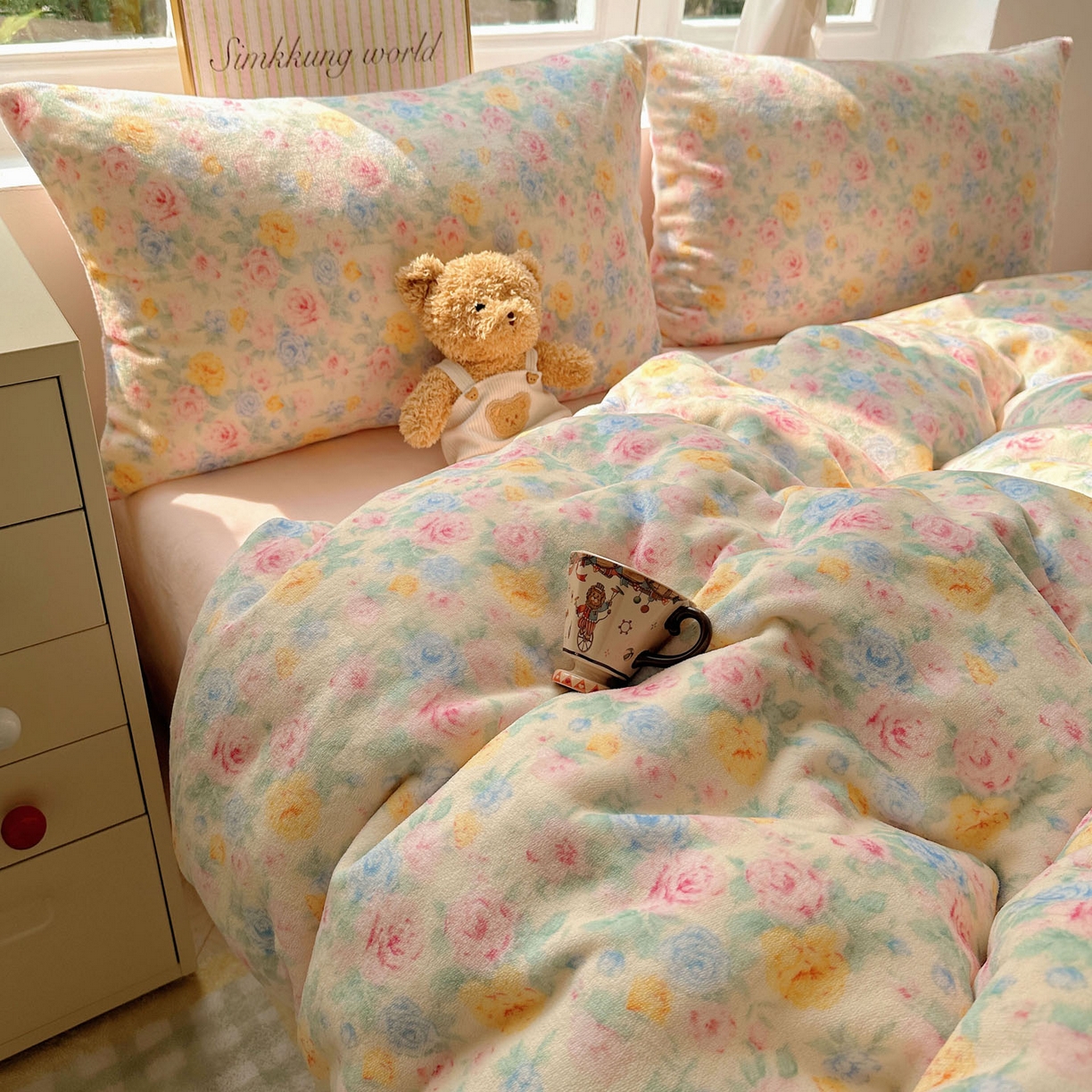 91家纺网 家纺一手货源 找家纺 优选良品 2025新款小清新加厚高克重牛奶绒四件套直播热款电商热款春意满园