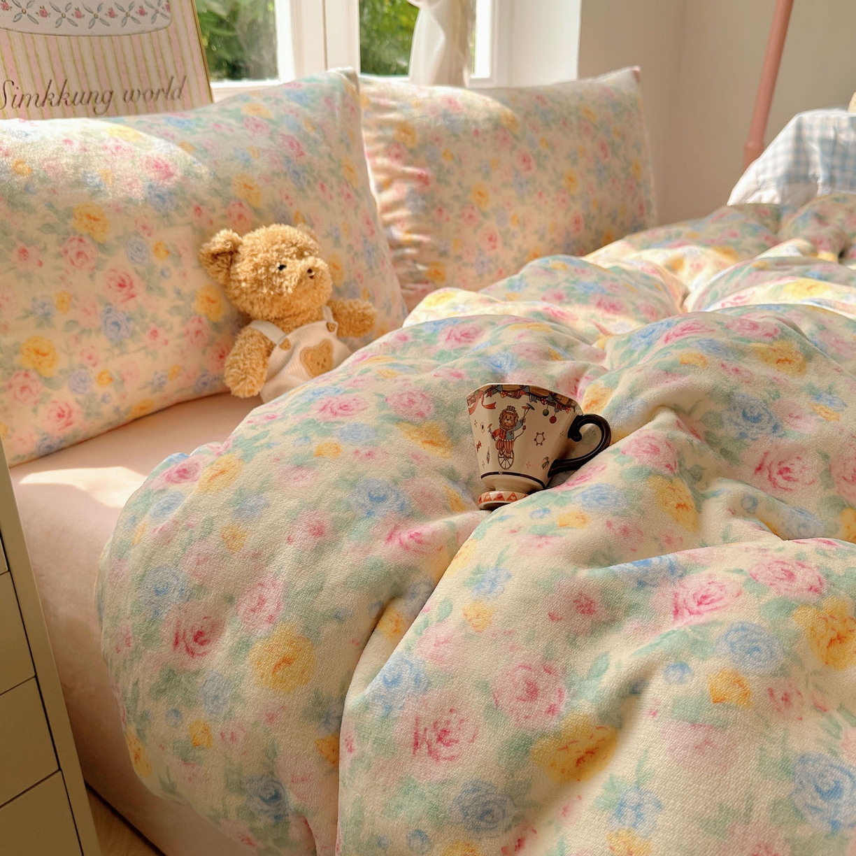 91家纺网 家纺一手货源 找家纺 优选良品 2025新款小清新加厚高克重牛奶绒四件套直播热款电商热款春意满园