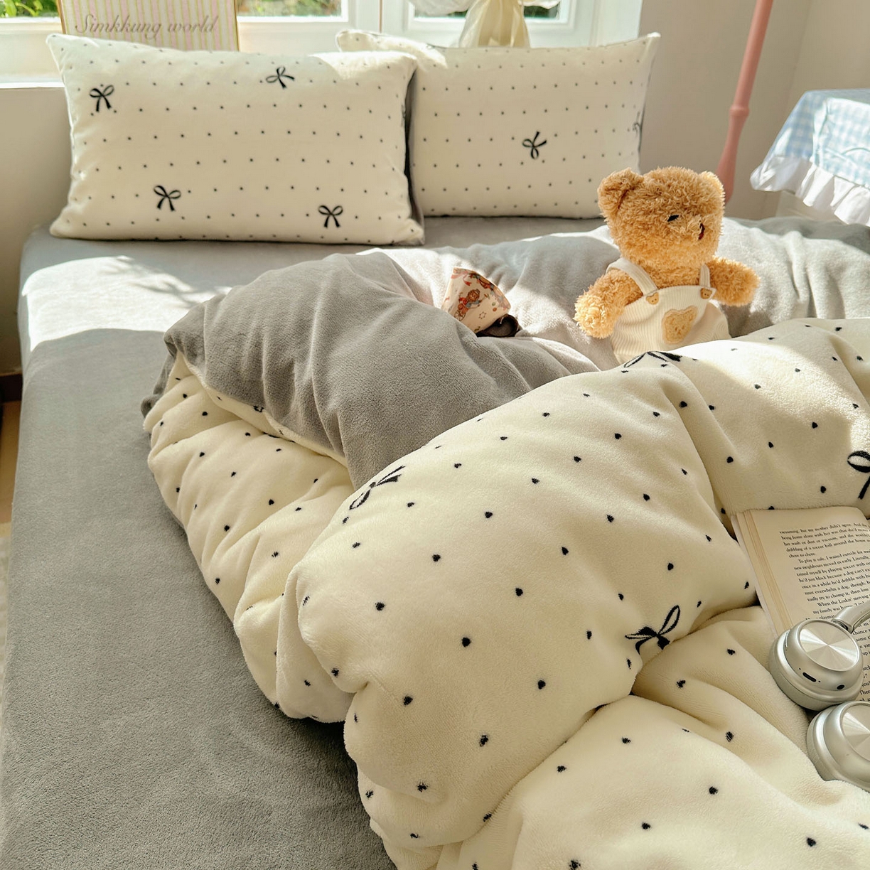 91家纺网 家纺一手货源 找家纺 优选良品 2025新款小清新加厚高克重牛奶绒四件套直播热款电商热款法式简爱