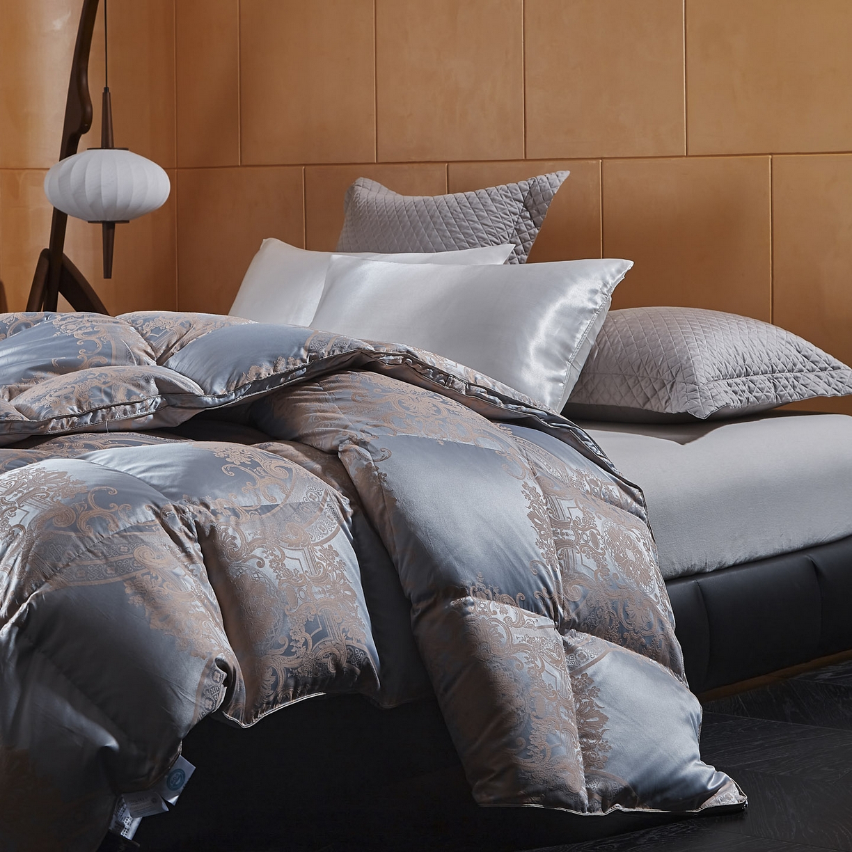 91家纺网 家纺一手货源 找家纺 暖羽屋羽绒馆2025新款色织提花 95白鹅绒丝被子 羽绒被芯 春秋被双人加厚冬被 H凡尔赛纳