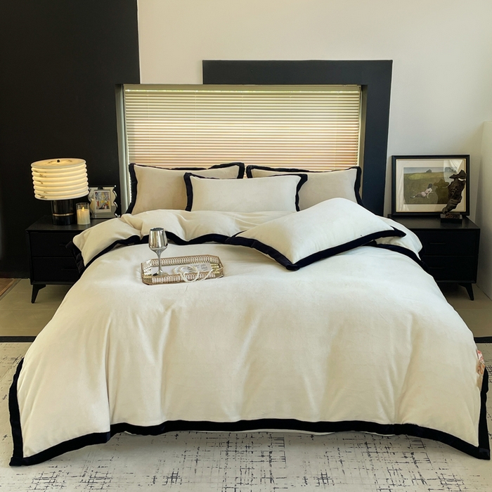 91家纺网 家纺一手货源 找家纺 库里梦家纺  2025新网红爆款简约纯色欧美风10公分包边牛奶绒四件套 包边款 米白