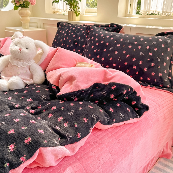 91家纺网 家纺一手货源 找家纺 欧尚 2025新款高克重牛奶绒加厚保暖印花床盖四件套 暗香