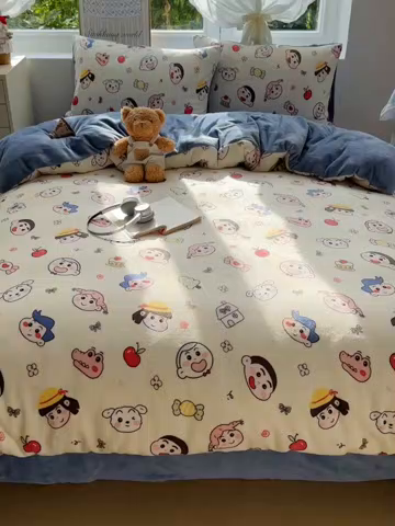 91家纺网 家纺一手货源 找家纺 优选良品 2025新款小清新加厚高克重牛奶绒四件套直播热款电商热款欢乐男孩