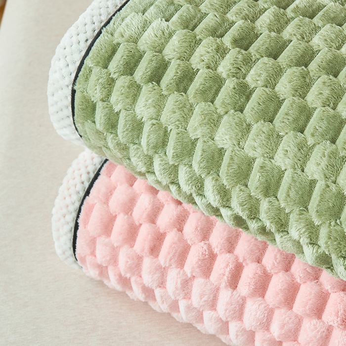 91家纺网 家纺一手货源 找家纺 莱家富 2026新款跨境外贸金龟绒多功能毛毯高克重法莱绒牛奶绒保暖毛毯（支持抽空压缩，卷包） 组合图