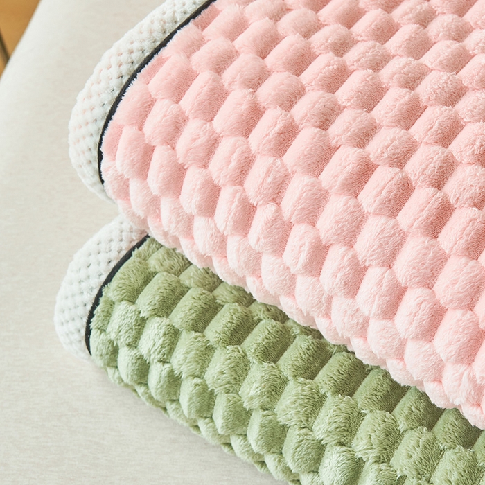 91家纺网 家纺一手货源 找家纺 莱家富 2026新款跨境外贸金龟绒多功能毛毯高克重法莱绒牛奶绒保暖毛毯（支持抽空压缩，卷包） 组合图