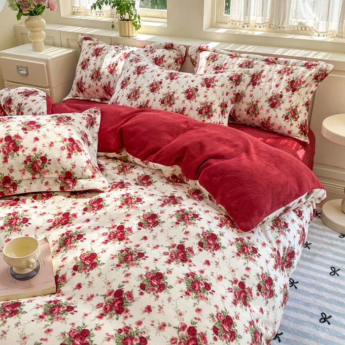 91家纺网 家纺一手货源 找家纺 欧尚 2025新款高克重牛奶绒加厚保暖印花床盖四件套 梨花落