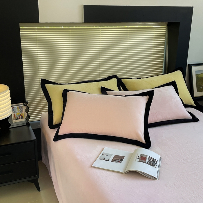 91家纺网 家纺一手货源 找家纺 （总）库里梦家纺  2025新网红爆款简约纯色欧美风10公分包边牛奶绒四件套 包边款