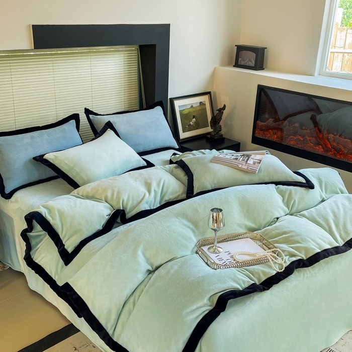 91家纺网 家纺一手货源 找家纺 库里梦家纺  2025新网红爆款简约纯色欧美风10公分包边牛奶绒四件套 包边款 薄荷绿