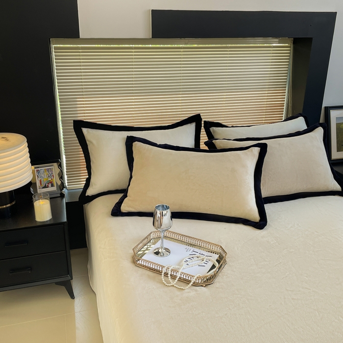 91家纺网 家纺一手货源 找家纺 库里梦家纺  2025新网红爆款简约纯色欧美风10公分包边牛奶绒四件套 包边款 卡其