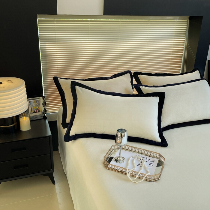 91家纺网 家纺一手货源 找家纺 库里梦家纺  2025新网红爆款简约纯色欧美风10公分包边牛奶绒四件套 包边款 米白