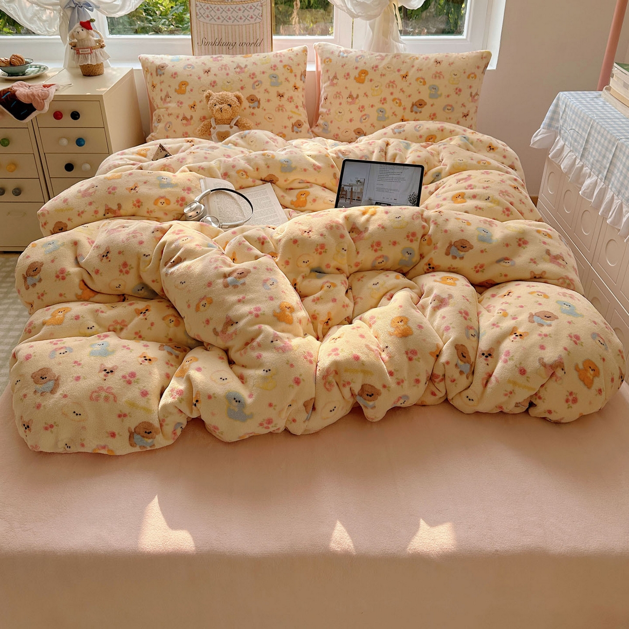 优选良品 2025新款小清新加厚高克重牛奶绒四件套直播热款电商热款小狗乐园