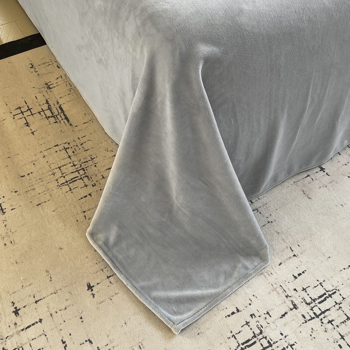 91家纺网 家纺一手货源 找家纺 库里梦家纺  2025新网红爆款简约纯色欧美风10公分包边牛奶绒四件套 包边款 银灰