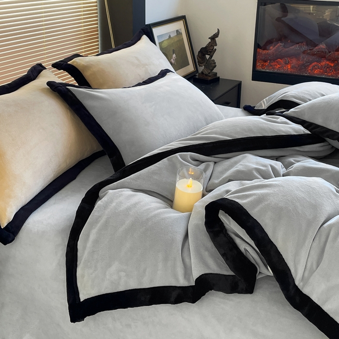 91家纺网 家纺一手货源 找家纺 库里梦家纺  2025新网红爆款简约纯色欧美风10公分包边牛奶绒四件套 包边款 银灰