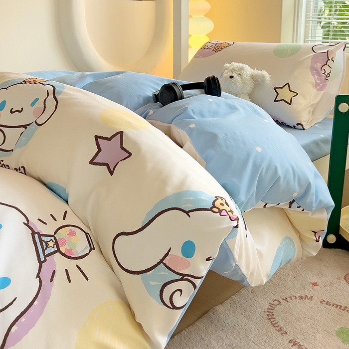 91家纺网 家纺一手货源 找家纺 港岛妹妹 2025新款云朵水洗工艺三丽鸥学生宿舍三件套上下铺三件套 三丽鸥-彩色涂鸦玉桂狗