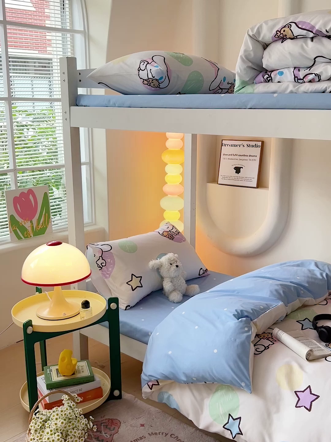 91家纺网 家纺一手货源 找家纺 港岛妹妹 2025新款云朵水洗工艺三丽鸥学生宿舍三件套上下铺三件套 三丽鸥-彩色涂鸦玉桂狗