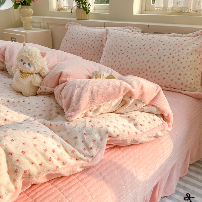 91家纺网 家纺一手货源 找家纺 欧尚 2025新款高克重牛奶绒加厚保暖印花床盖四件套 花蓉