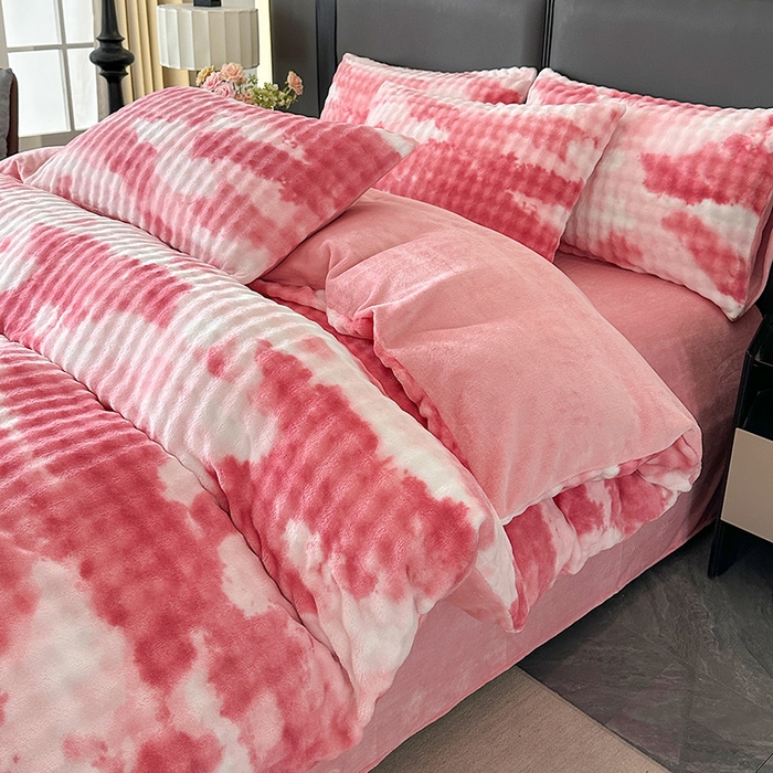 91家纺网 家纺一手货源 找家纺 （总）柏薇 2025新款炫彩仿兔毛绒大泡泡绒印大理石纹高克重绒四件套