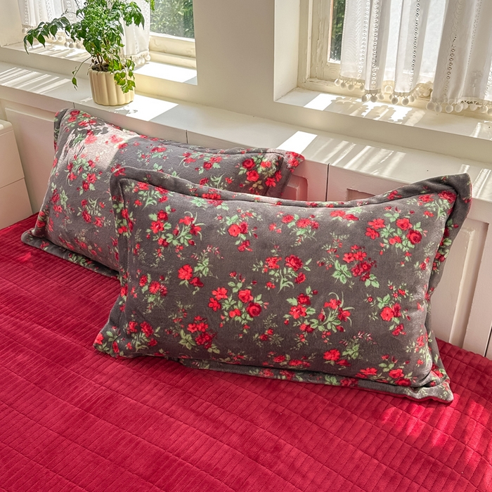 91家纺网 家纺一手货源 找家纺 欧尚 2025新款高克重牛奶绒加厚保暖印花床盖四件套 玫瑰故事