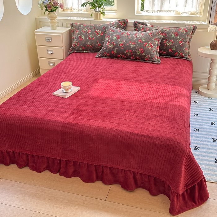 91家纺网 家纺一手货源 找家纺 欧尚 2025新款高克重牛奶绒加厚保暖印花床盖四件套 玫瑰故事