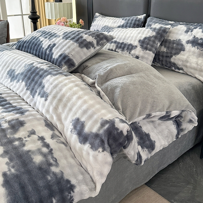 91家纺网 家纺一手货源 找家纺 柏薇 2025新款炫彩仿兔毛绒大泡泡绒印大理石纹高克重绒四件套 炫彩泡泡灰