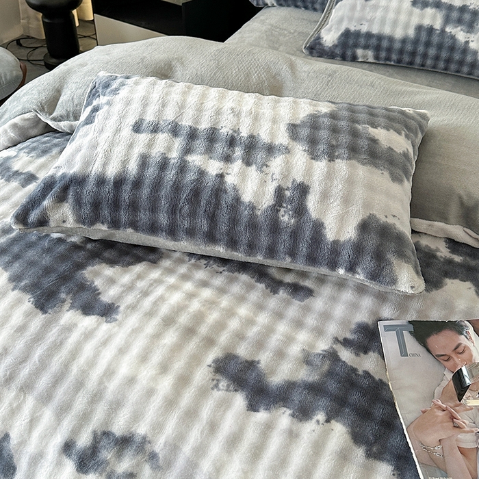 91家纺网 家纺一手货源 找家纺 柏薇 2025新款炫彩仿兔毛绒大泡泡绒印大理石纹高克重绒四件套 炫彩泡泡灰