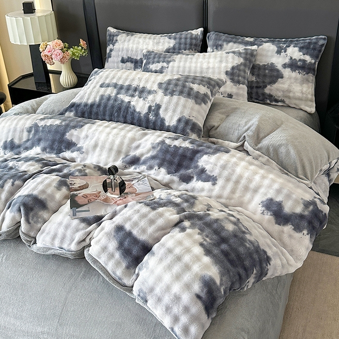 91家纺网 家纺一手货源 找家纺 柏薇 2025新款炫彩仿兔毛绒大泡泡绒印大理石纹高克重绒四件套 炫彩泡泡灰