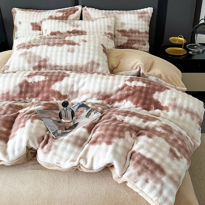 91家纺网 家纺一手货源 找家纺 柏薇 2025新款炫彩仿兔毛绒大泡泡绒印大理石纹高克重绒四件套 炫彩泡泡咖