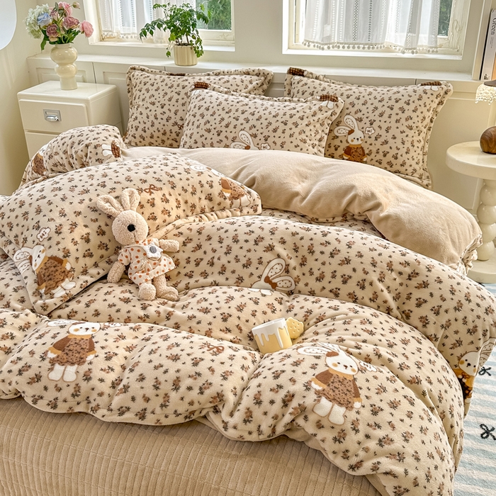 欧尚 2025新款高克重牛奶绒加厚保暖印花床盖四件套 田园兔