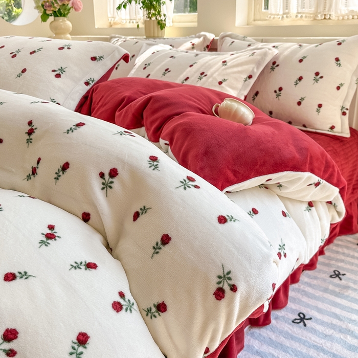 91家纺网 家纺一手货源 找家纺 欧尚 2025新款高克重牛奶绒加厚保暖印花床盖四件套 一枝梅