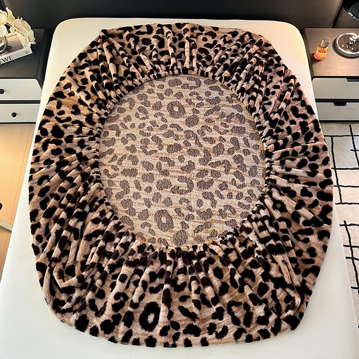 91家纺网 家纺一手货源 找家纺 乐窝家纺仓储 2025新款亲肤加厚保暖兔毛绒牛奶绒单品床笠单件床笠-美拉德 美拉德-豹纹